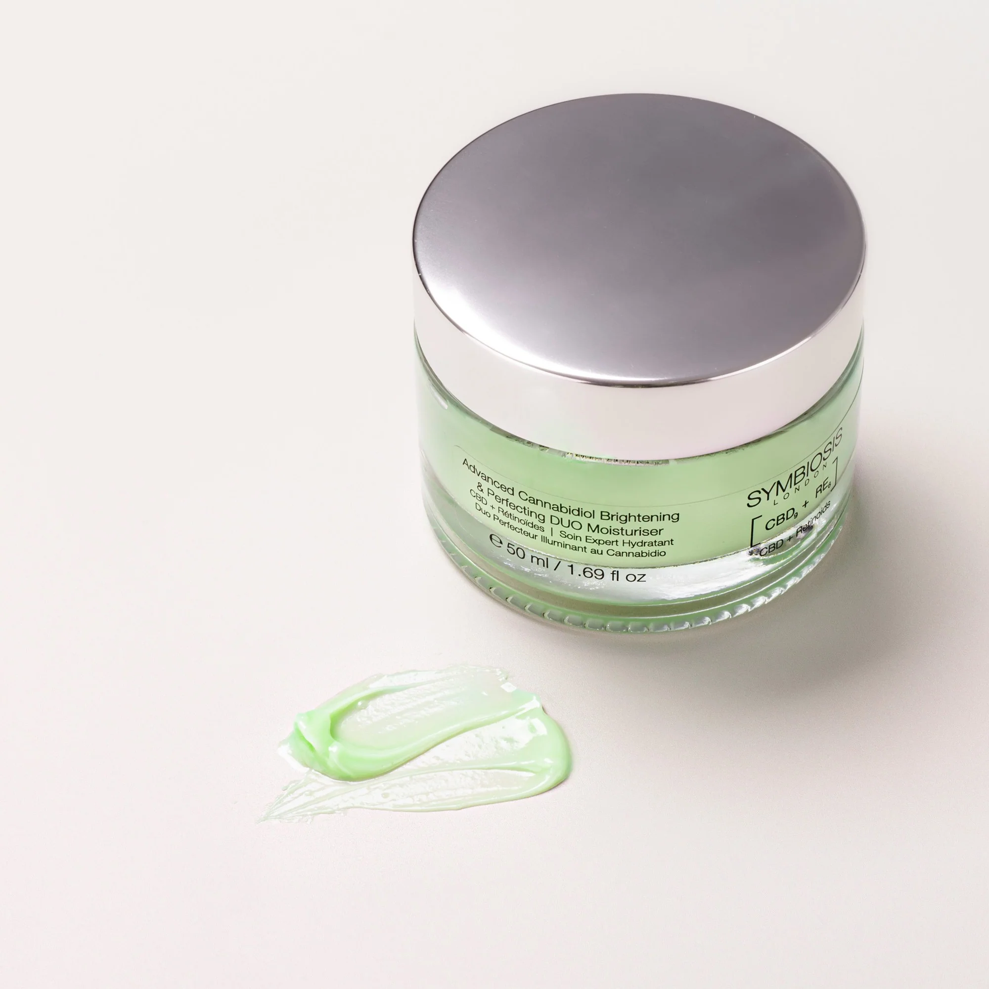 [CBD + Retinoids] - Advanced Cannabidiol Brightening & Perfecting DUO Moisturiser - Image 2